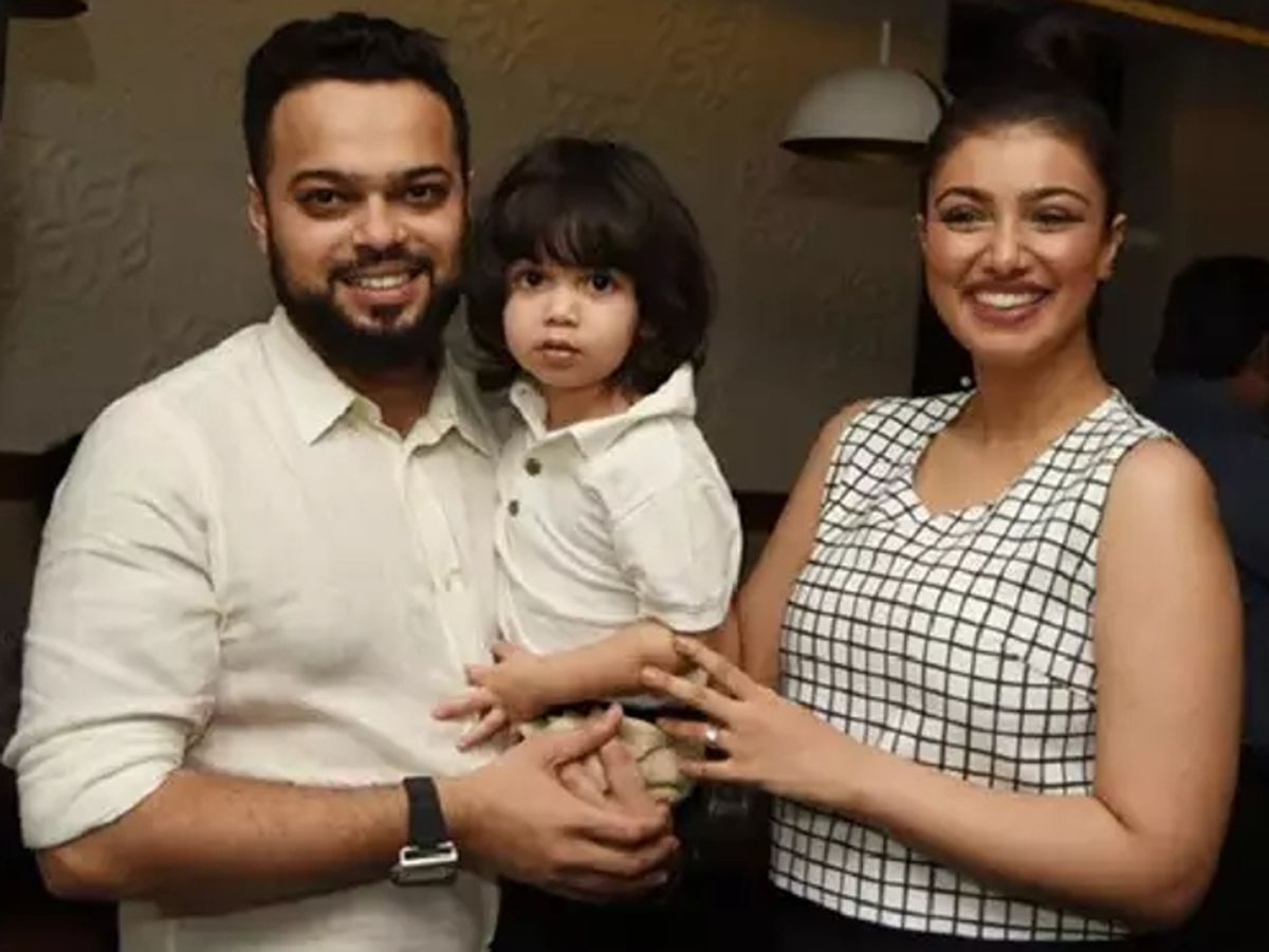 “Ayesha Takia: ‘Rowdy Women Abused My Son In Goa”