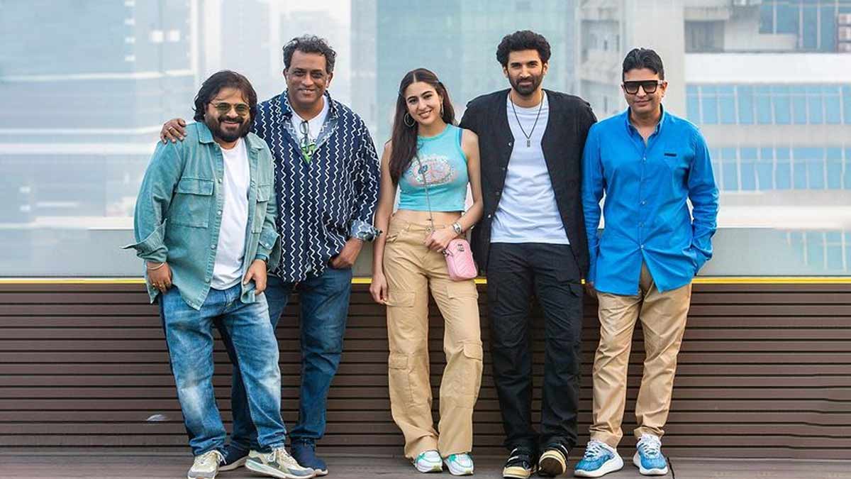 Read more about the article Metro In Dino Review: A Simple, Musical Tale Of Love