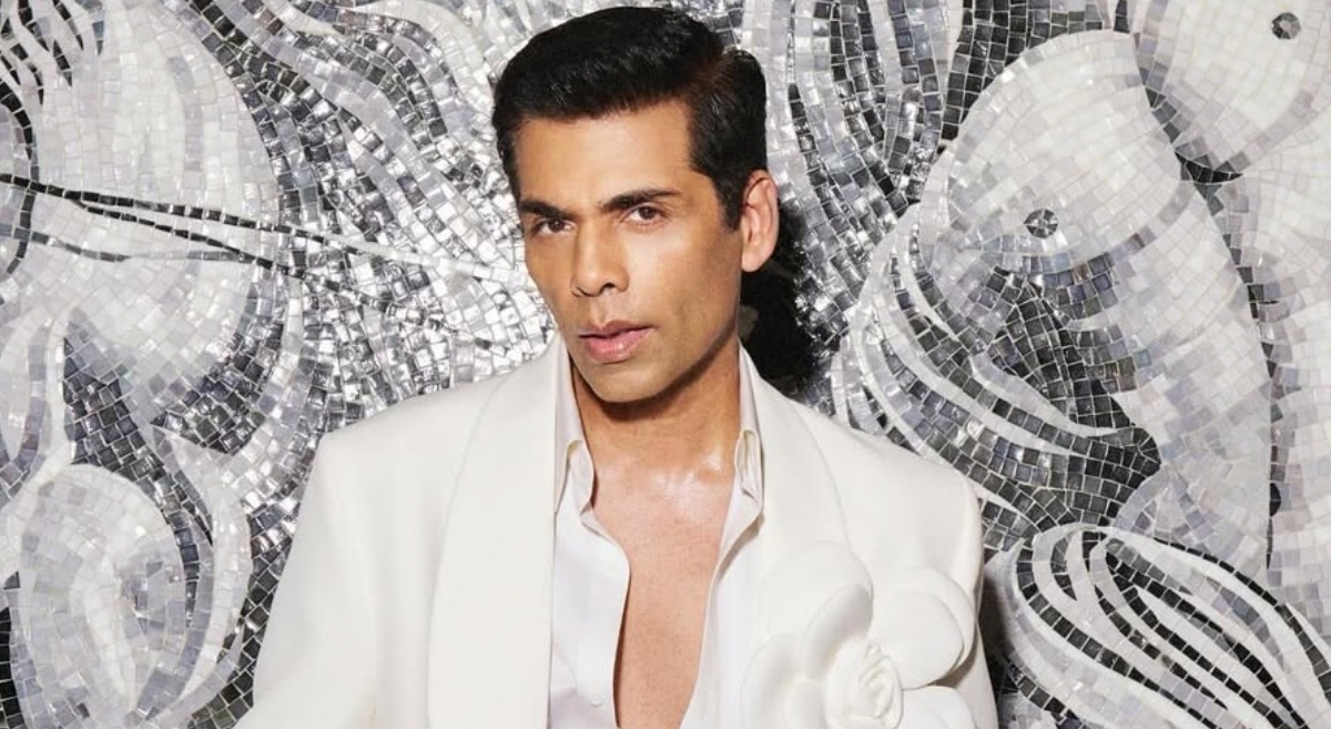 Read more about the article Karan Johar Reviews Saiyaara, Claps Back At Troll