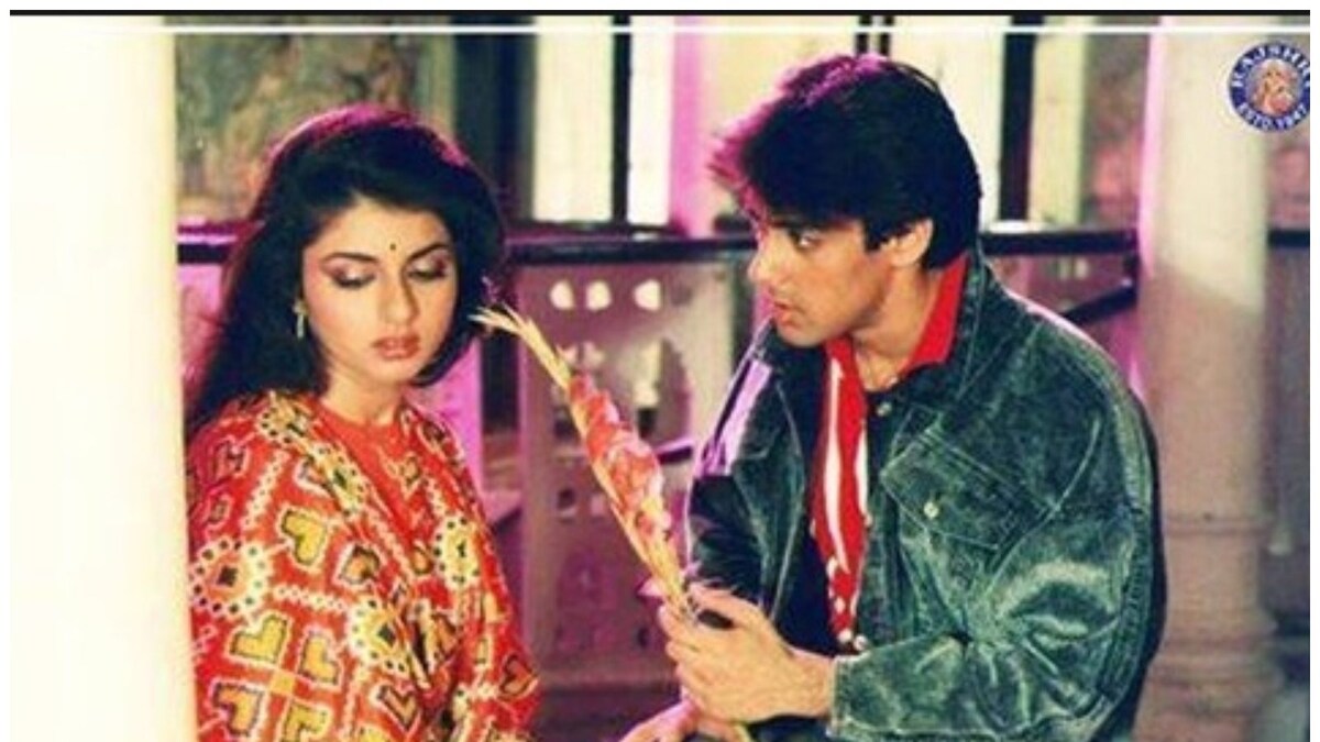 Read more about the article Bhagyashree Recalls Salman Supporting Her At Wedding