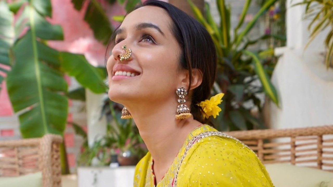 Read more about the article Shraddha Kapoor’s Hilarious LinkedIn Post Goes Viral