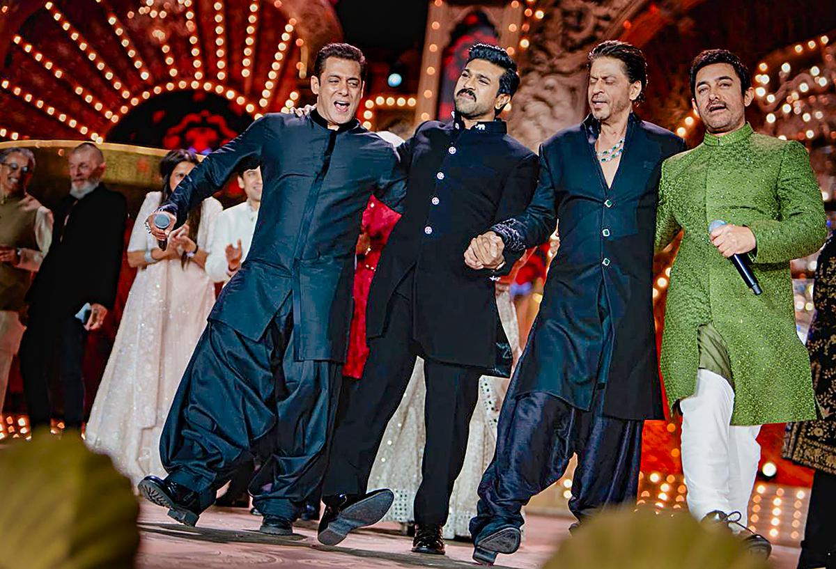 Read more about the article MrBeast Stuns Fans With Shah Rukh, Salman & Aamir