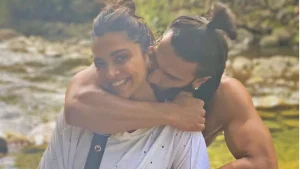 Read more about the article Ranveer-Deepika welcome New Year in New York