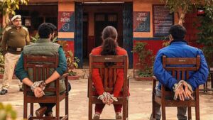 Sparsh Shrivastava as Bhugol and Shivani Raghuvanshi as Roshni in Dupahiya Season 2
